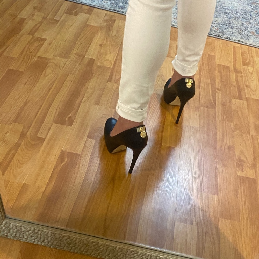 Black Michael Kors Pumps